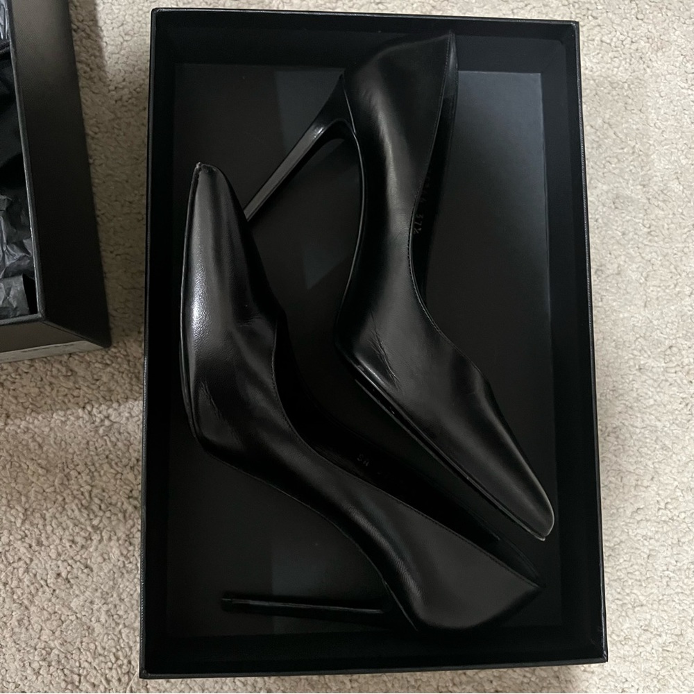 YSL Heels - Picture 3 of 5